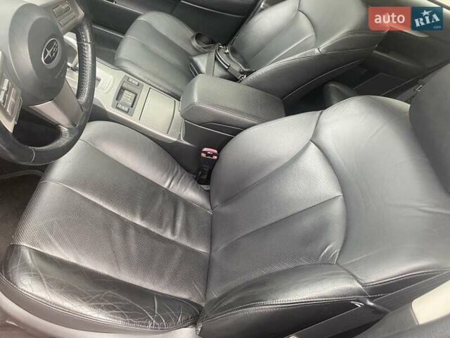 Синий Субару Аутбек, объемом двигателя 2.46 л и пробегом 256 тыс. км за 9300 $, фото 5 на Automoto.ua