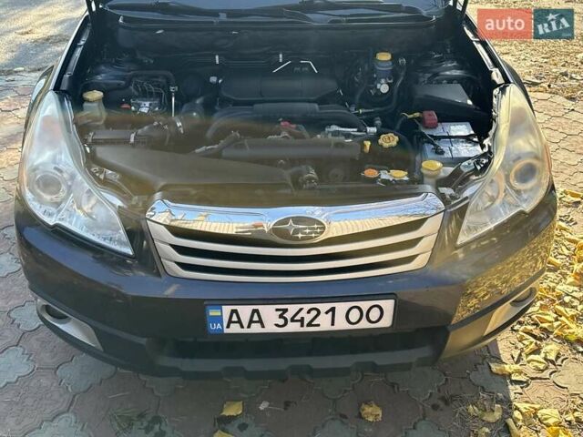 Синий Субару Аутбек, объемом двигателя 2.46 л и пробегом 175 тыс. км за 9200 $, фото 6 на Automoto.ua