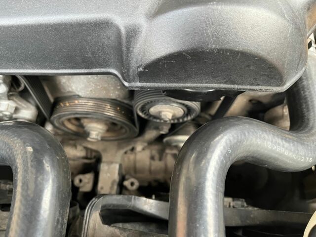 Синій Субару Аутбек, об'ємом двигуна 2 л та пробігом 300 тис. км за 9000 $, фото 12 на Automoto.ua