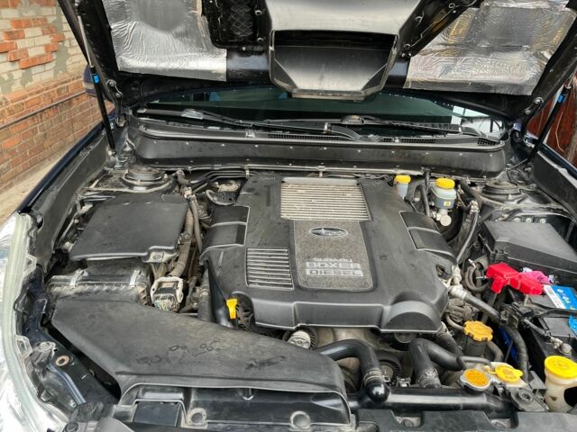 Синій Субару Аутбек, об'ємом двигуна 2 л та пробігом 300 тис. км за 9000 $, фото 10 на Automoto.ua