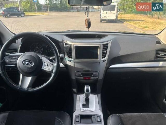 Синій Субару Аутбек, об'ємом двигуна 2.46 л та пробігом 290 тис. км за 10400 $, фото 10 на Automoto.ua