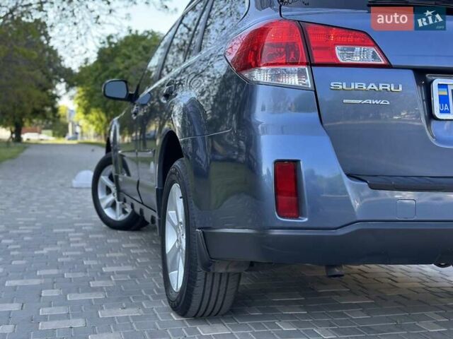 Синій Субару Аутбек, об'ємом двигуна 2.5 л та пробігом 255 тис. км за 8900 $, фото 16 на Automoto.ua