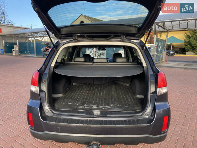 Синій Субару Аутбек, об'ємом двигуна 2.46 л та пробігом 293 тис. км за 8400 $, фото 13 на Automoto.ua