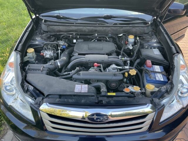 Синій Субару Аутбек, об'ємом двигуна 2.5 л та пробігом 252 тис. км за 10950 $, фото 9 на Automoto.ua