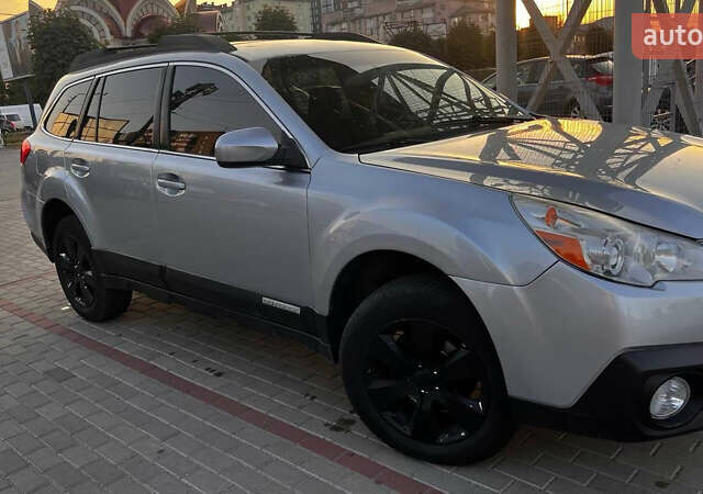 Синий Субару Аутбек, объемом двигателя 2.5 л и пробегом 184 тыс. км за 8500 $, фото 3 на Automoto.ua