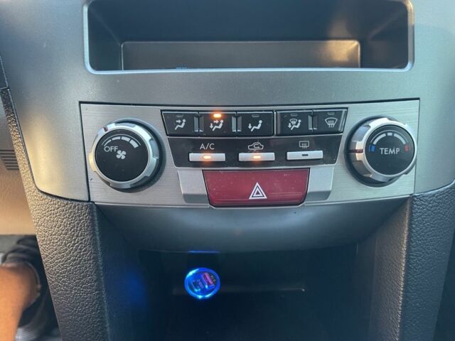 Синій Субару Аутбек, об'ємом двигуна 2.5 л та пробігом 252 тис. км за 10950 $, фото 19 на Automoto.ua