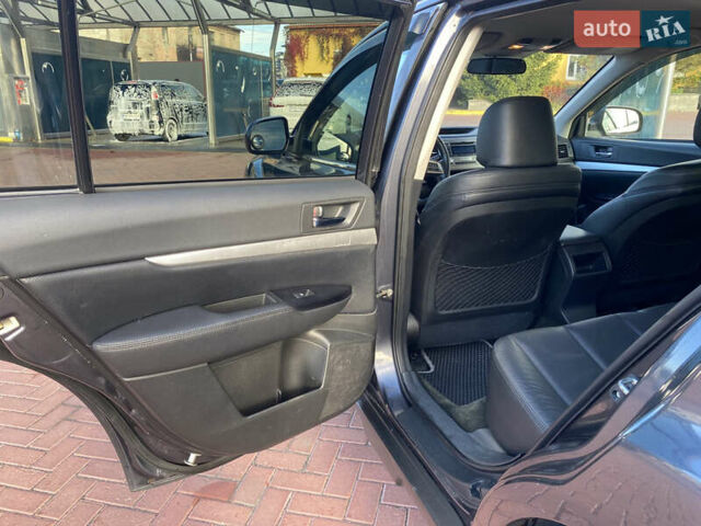 Синій Субару Аутбек, об'ємом двигуна 2.46 л та пробігом 293 тис. км за 8400 $, фото 12 на Automoto.ua