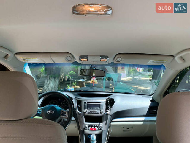 Синій Субару Аутбек, об'ємом двигуна 2.5 л та пробігом 175 тис. км за 11500 $, фото 5 на Automoto.ua