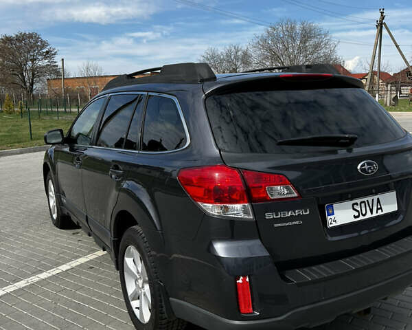 Синий Субару Аутбек, объемом двигателя 2.5 л и пробегом 300 тыс. км за 8200 $, фото 7 на Automoto.ua