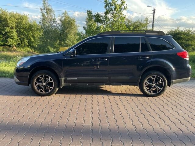 Синій Субару Аутбек, об'ємом двигуна 2.5 л та пробігом 252 тис. км за 10950 $, фото 1 на Automoto.ua