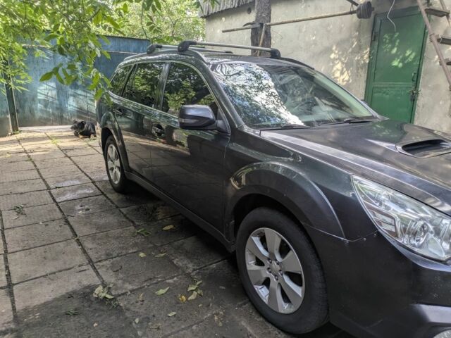 Синий Субару Аутбек, объемом двигателя 2 л и пробегом 312 тыс. км за 5500 $, фото 1 на Automoto.ua