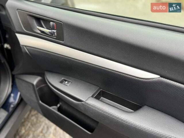 Синій Субару Аутбек, об'ємом двигуна 2.46 л та пробігом 159 тис. км за 11800 $, фото 63 на Automoto.ua