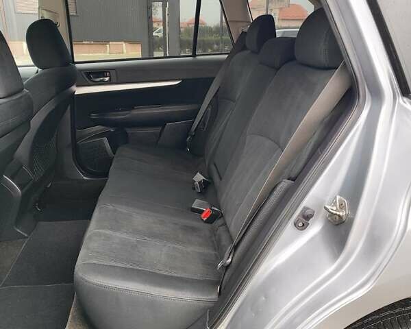 Синий Субару Аутбек, объемом двигателя 2.46 л и пробегом 250 тыс. км за 7700 $, фото 9 на Automoto.ua