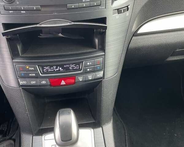 Синій Субару Аутбек, об'ємом двигуна 2 л та пробігом 194 тис. км за 9900 $, фото 13 на Automoto.ua