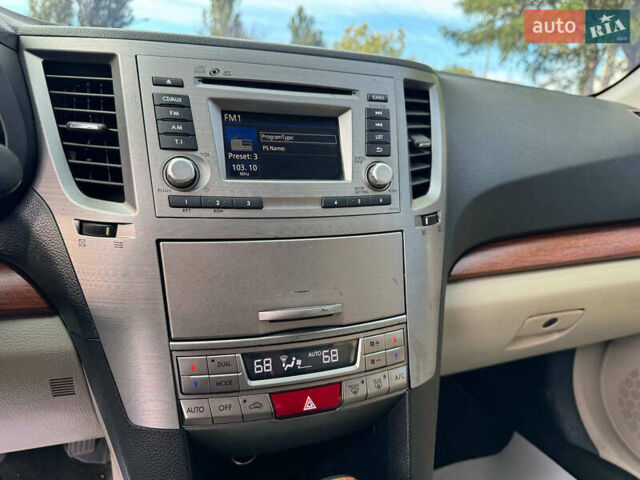 Синій Субару Аутбек, об'ємом двигуна 2.5 л та пробігом 212 тис. км за 10440 $, фото 24 на Automoto.ua