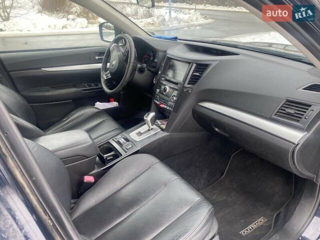 Синій Субару Аутбек, об'ємом двигуна 2 л та пробігом 267 тис. км за 9300 $, фото 6 на Automoto.ua