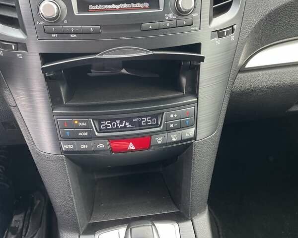 Синій Субару Аутбек, об'ємом двигуна 2 л та пробігом 194 тис. км за 9900 $, фото 14 на Automoto.ua