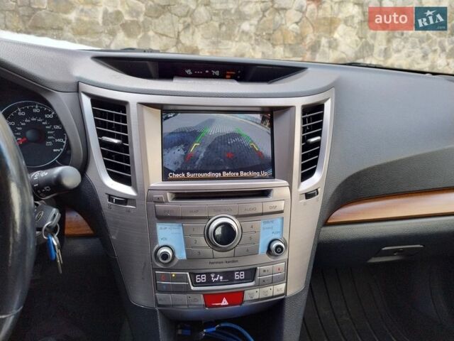 Синий Субару Аутбек, объемом двигателя 2.46 л и пробегом 137 тыс. км за 12000 $, фото 6 на Automoto.ua