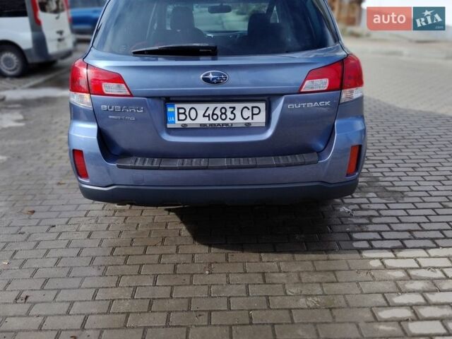 Синий Субару Аутбек, объемом двигателя 2.46 л и пробегом 137 тыс. км за 12000 $, фото 3 на Automoto.ua