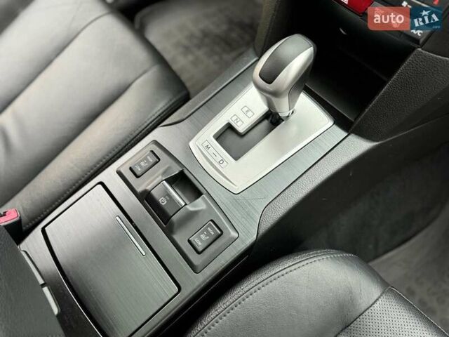 Синій Субару Аутбек, об'ємом двигуна 2.46 л та пробігом 159 тис. км за 11800 $, фото 70 на Automoto.ua