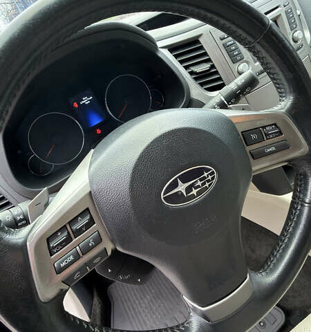 Синій Субару Аутбек, об'ємом двигуна 2.46 л та пробігом 214 тис. км за 9500 $, фото 9 на Automoto.ua