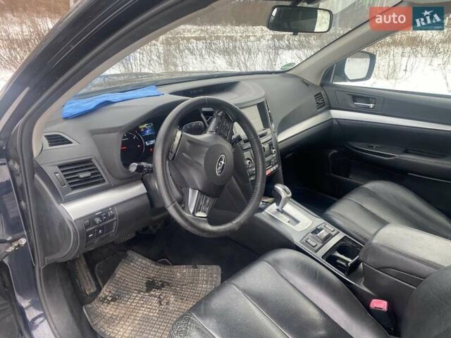 Синій Субару Аутбек, об'ємом двигуна 2 л та пробігом 267 тис. км за 9300 $, фото 7 на Automoto.ua