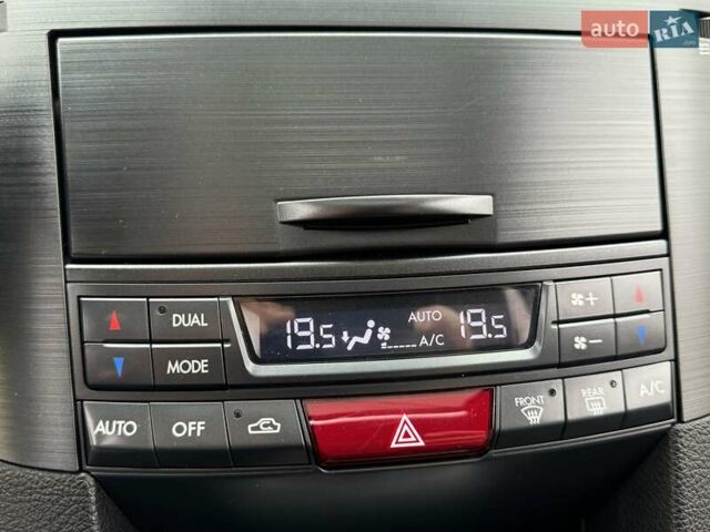 Синій Субару Аутбек, об'ємом двигуна 2.46 л та пробігом 159 тис. км за 11800 $, фото 40 на Automoto.ua