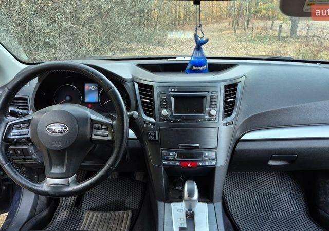 Синий Субару Аутбек, объемом двигателя 2.5 л и пробегом 255 тыс. км за 7500 $, фото 9 на Automoto.ua