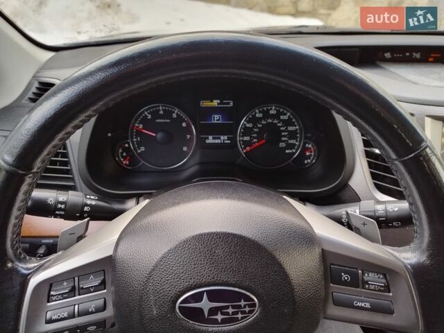 Синий Субару Аутбек, объемом двигателя 2.46 л и пробегом 137 тыс. км за 12000 $, фото 10 на Automoto.ua