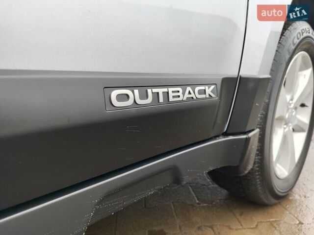 Синій Субару Аутбек, об'ємом двигуна 2.46 л та пробігом 311 тис. км за 8900 $, фото 22 на Automoto.ua