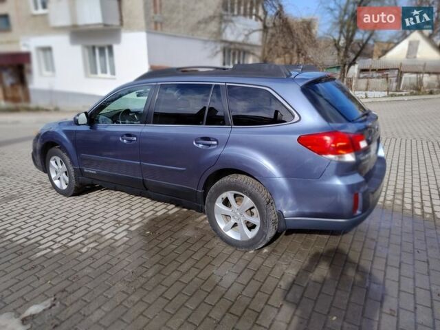 Синий Субару Аутбек, объемом двигателя 2.46 л и пробегом 137 тыс. км за 12000 $, фото 1 на Automoto.ua