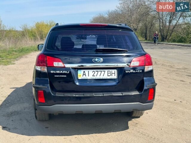 Синий Субару Аутбек, объемом двигателя 2.46 л и пробегом 258 тыс. км за 10000 $, фото 5 на Automoto.ua