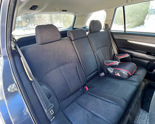 Синий Субару Аутбек, объемом двигателя 2.46 л и пробегом 199 тыс. км за 11500 $, фото 13 на Automoto.ua