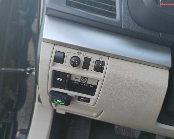 Синий Субару Аутбек, объемом двигателя 2.5 л и пробегом 110 тыс. км за 12500 $, фото 4 на Automoto.ua