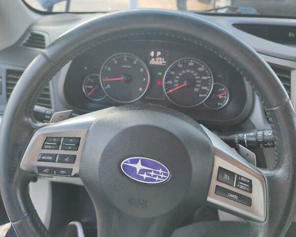 Синий Субару Аутбек, объемом двигателя 2.5 л и пробегом 110 тыс. км за 12500 $, фото 2 на Automoto.ua