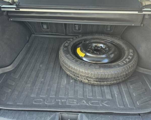 Синий Субару Аутбек, объемом двигателя 2.5 л и пробегом 188 тыс. км за 15300 $, фото 24 на Automoto.ua