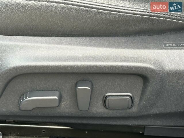 Синий Субару Аутбек, объемом двигателя 2.5 л и пробегом 190 тыс. км за 15600 $, фото 25 на Automoto.ua