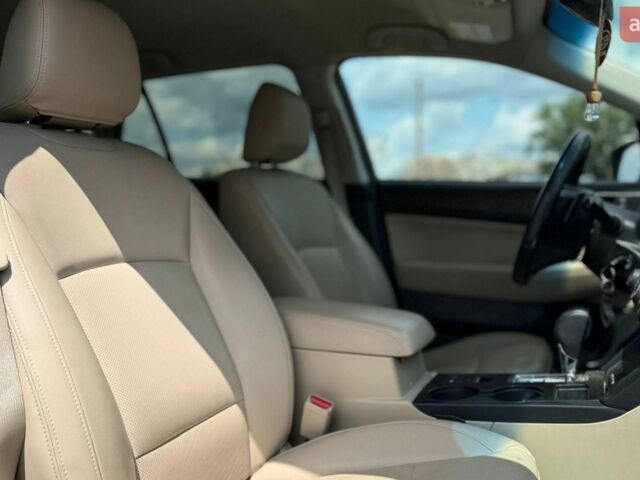 Синій Субару Аутбек, об'ємом двигуна 2.5 л та пробігом 192 тис. км за 13500 $, фото 6 на Automoto.ua