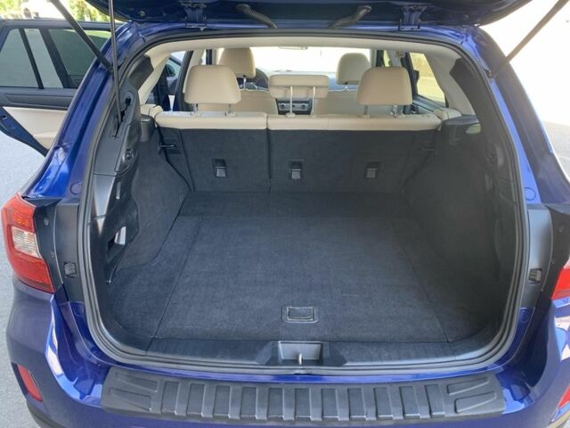 Синий Субару Аутбек, объемом двигателя 2.5 л и пробегом 179 тыс. км за 13500 $, фото 4 на Automoto.ua