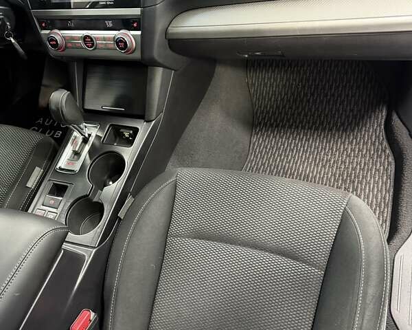 Синий Субару Аутбек, объемом двигателя 2.5 л и пробегом 199 тыс. км за 13900 $, фото 19 на Automoto.ua