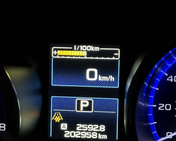 Синий Субару Аутбек, объемом двигателя 2.5 л и пробегом 202 тыс. км за 13500 $, фото 15 на Automoto.ua