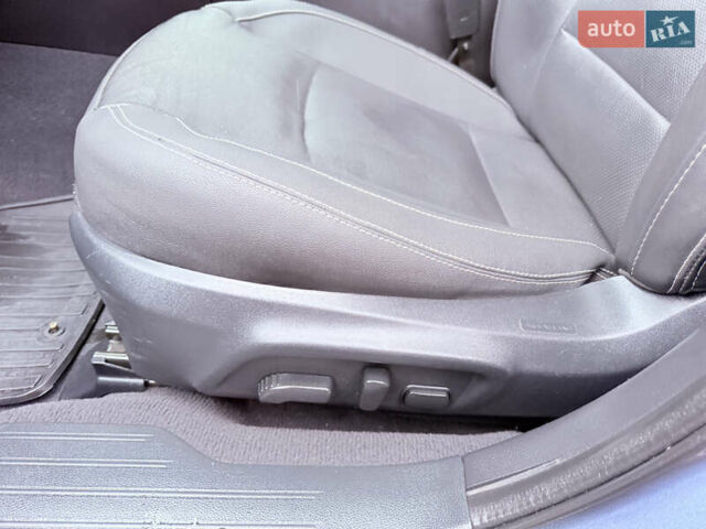 Синий Субару Аутбек, объемом двигателя 2.5 л и пробегом 191 тыс. км за 13500 $, фото 35 на Automoto.ua