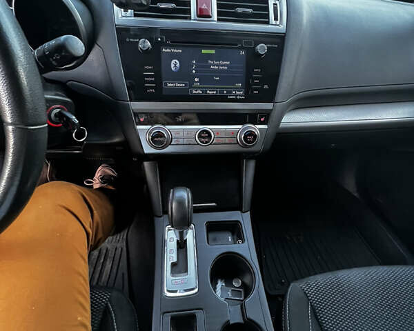 Синий Субару Аутбек, объемом двигателя 2.5 л и пробегом 170 тыс. км за 13750 $, фото 21 на Automoto.ua