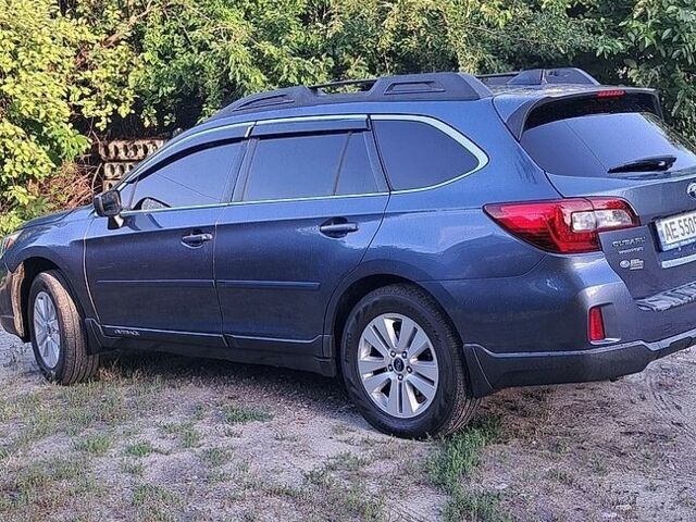 Синий Субару Аутбек, объемом двигателя 2.5 л и пробегом 200 тыс. км за 12850 $, фото 4 на Automoto.ua