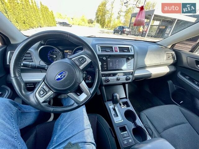 Синий Субару Аутбек, объемом двигателя 2.5 л и пробегом 170 тыс. км за 14750 $, фото 5 на Automoto.ua