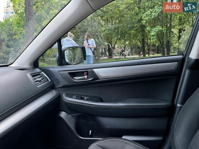 Синий Субару Аутбек, объемом двигателя 2.5 л и пробегом 147 тыс. км за 13700 $, фото 4 на Automoto.ua