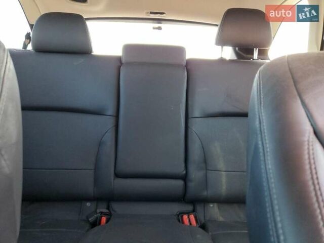 Синий Субару Аутбек, объемом двигателя 2.5 л и пробегом 130 тыс. км за 3200 $, фото 9 на Automoto.ua