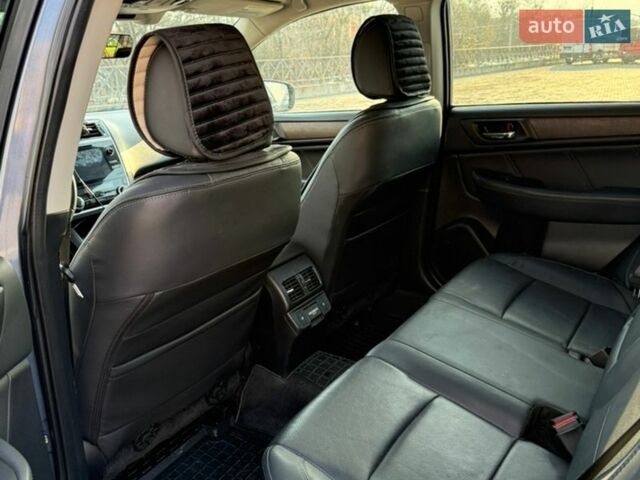 Синий Субару Аутбек, объемом двигателя 2.46 л и пробегом 127 тыс. км за 20000 $, фото 7 на Automoto.ua