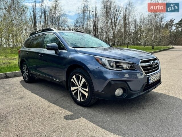 Синий Субару Аутбек, объемом двигателя 3.6 л и пробегом 147 тыс. км за 16900 $, фото 2 на Automoto.ua
