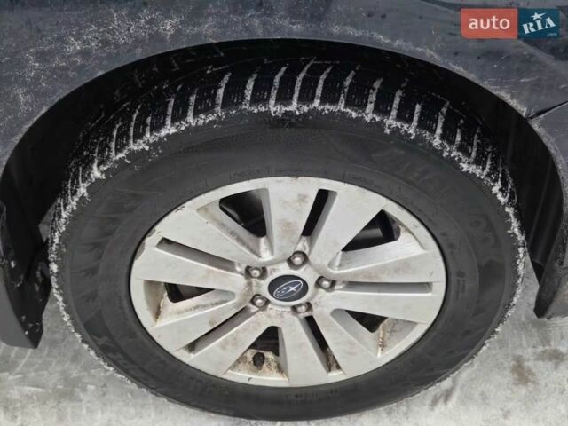 Синий Субару Аутбек, объемом двигателя 2.5 л и пробегом 203 тыс. км за 15200 $, фото 3 на Automoto.ua